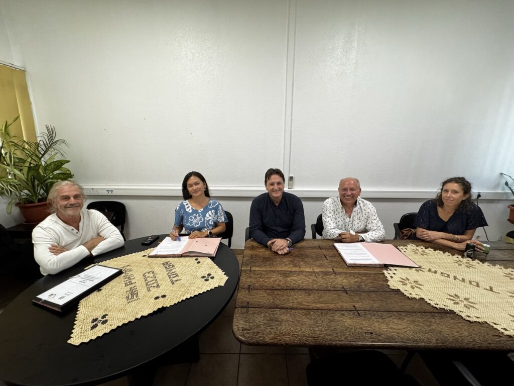 Signature de la convention public/privé entre le centre hospitalier de la Polynésie française et la Polyclinique Paofai.